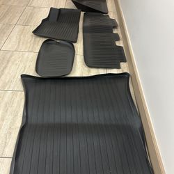 Tesla Floor Matt Plus  Dog Seat Covers for Back Seat, Dog Car Seat for Tesla Model 3, 100% Waterproof Pet Seat Cover Protects from Scratches, Scuffs, 