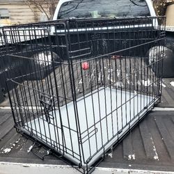 Petco Brand - You & Me 1-Door Folding Dog Crate 30" L x 19.1" W x 21.5" H Med...