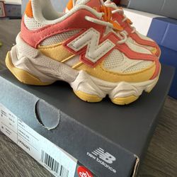 New Balance 9060 Toddler Kids Size 4 Orange Pink Shoes New in Box