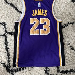 LeBron James Jersey 