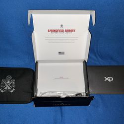 Springfield Armory XD 9mm Box & Case