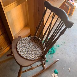 Solid Wood Rocking Chair 