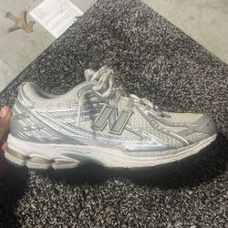 New Balance 1906R