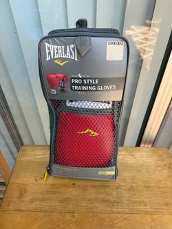 Adult boxing gloves