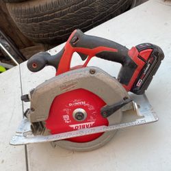 Milwaukee M18 Saw 