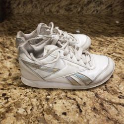White Reebok Sneaker Kids Size 12