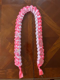 Graduation leis
