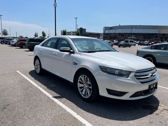 2016 Ford Taurus
