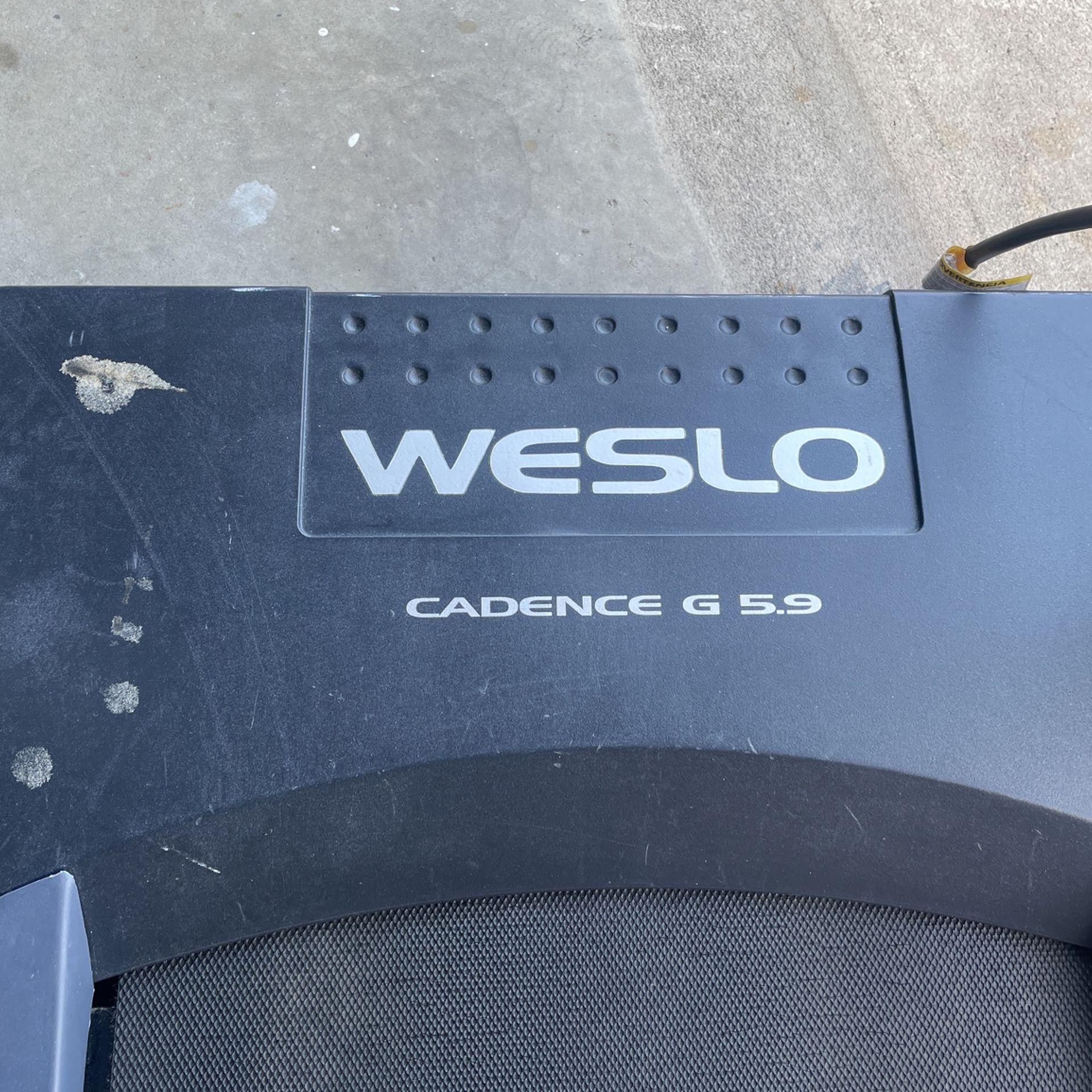 Treadmill Weslo Cadence G 5.9 for Sale in Spring Hill, FL OfferUp