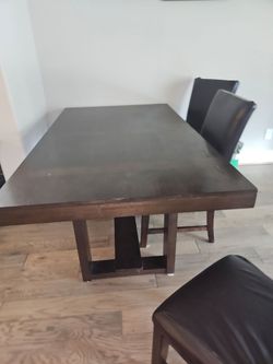 Dining table, 4 chairs, 1 bench