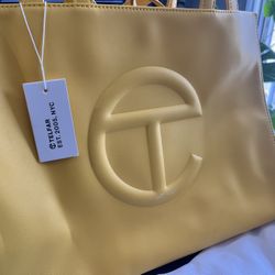 Telfar Bag (Medium)