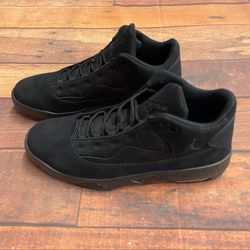 Jordan Men's Max Aura 2 "Triple Black" Basketball Shoes Size (14)