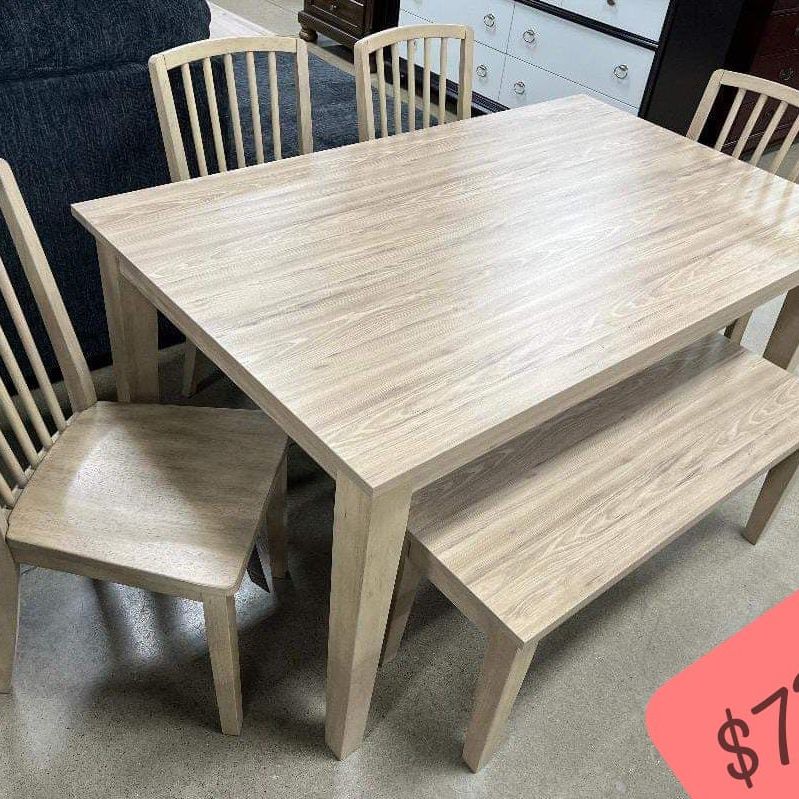 Gleanville Dinings Sets Tables 4 Chairs and Benchs 