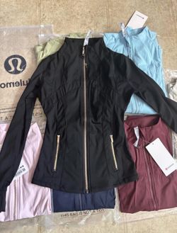 Lululemon define jackets