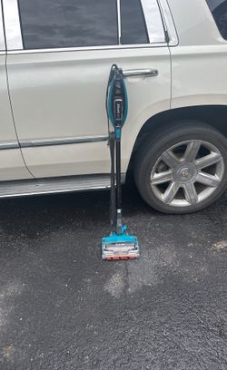 Shark Vacuum Apex
