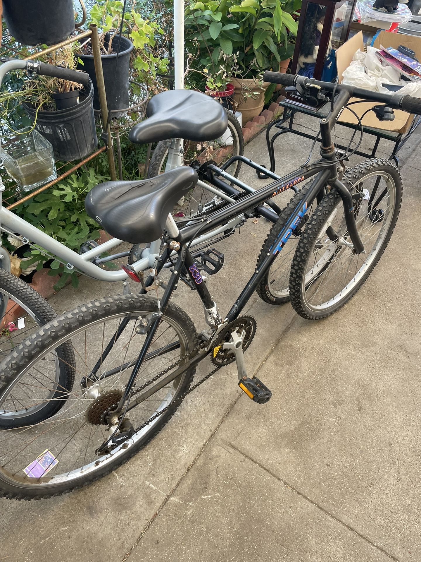 Trek 830 Antelope Bike
