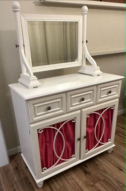 Solid wood dresser and mirror