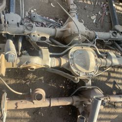 2005 Chevy Truck/suburban Rearend