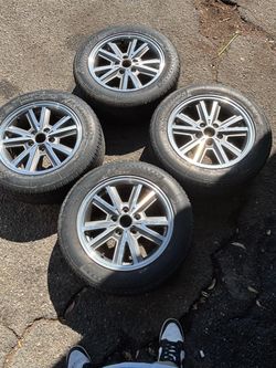 215/55R16