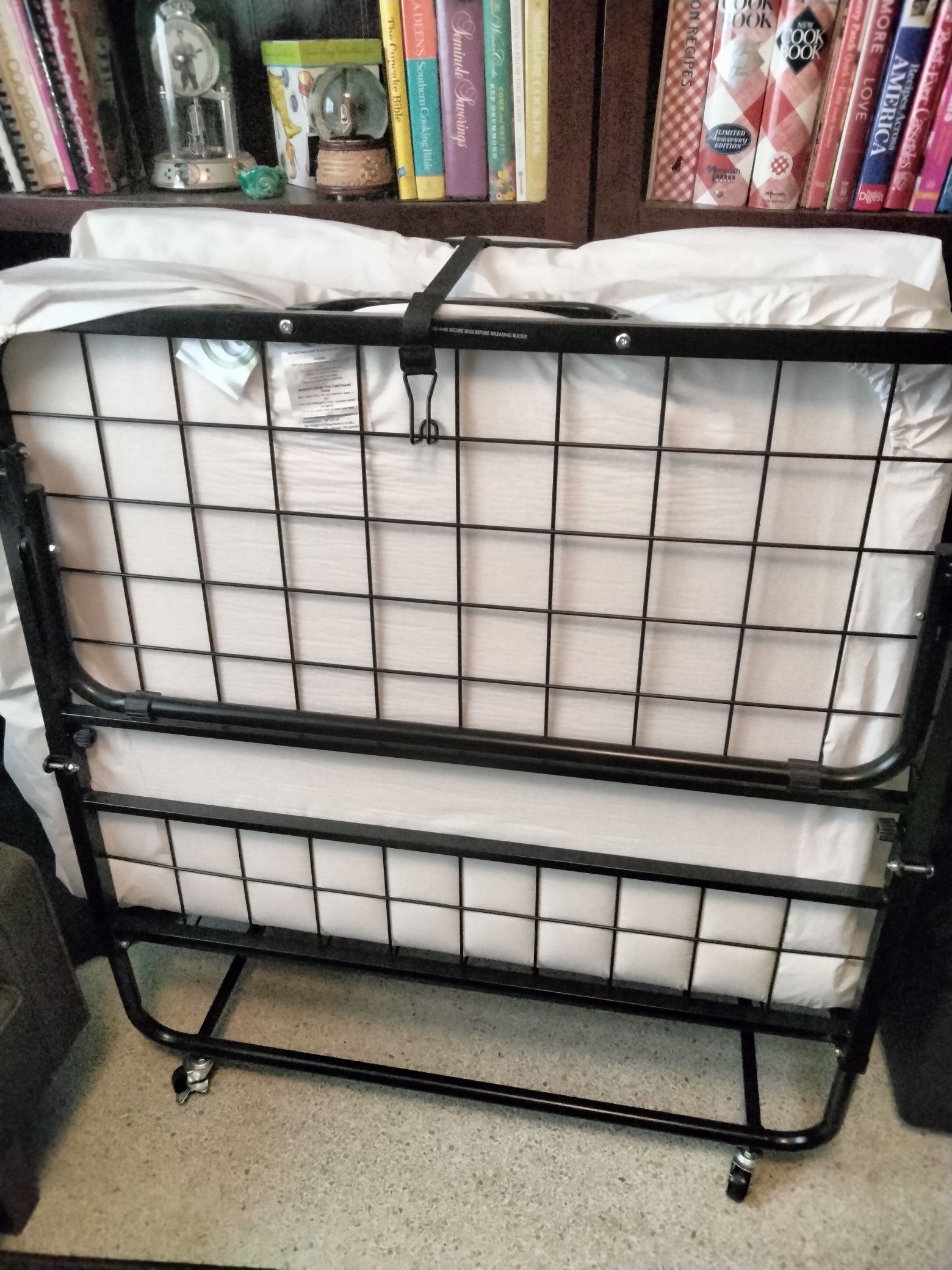 Folding Bed