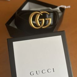 Gucci Women Belt Black GG Logo Gold 