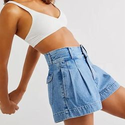 Hi-Waisted Vintange-Inspired 100% Organic Cotton Denin Shorts - New w/Tag