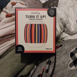 Packed Party BLUETOOTH SPEAKER 