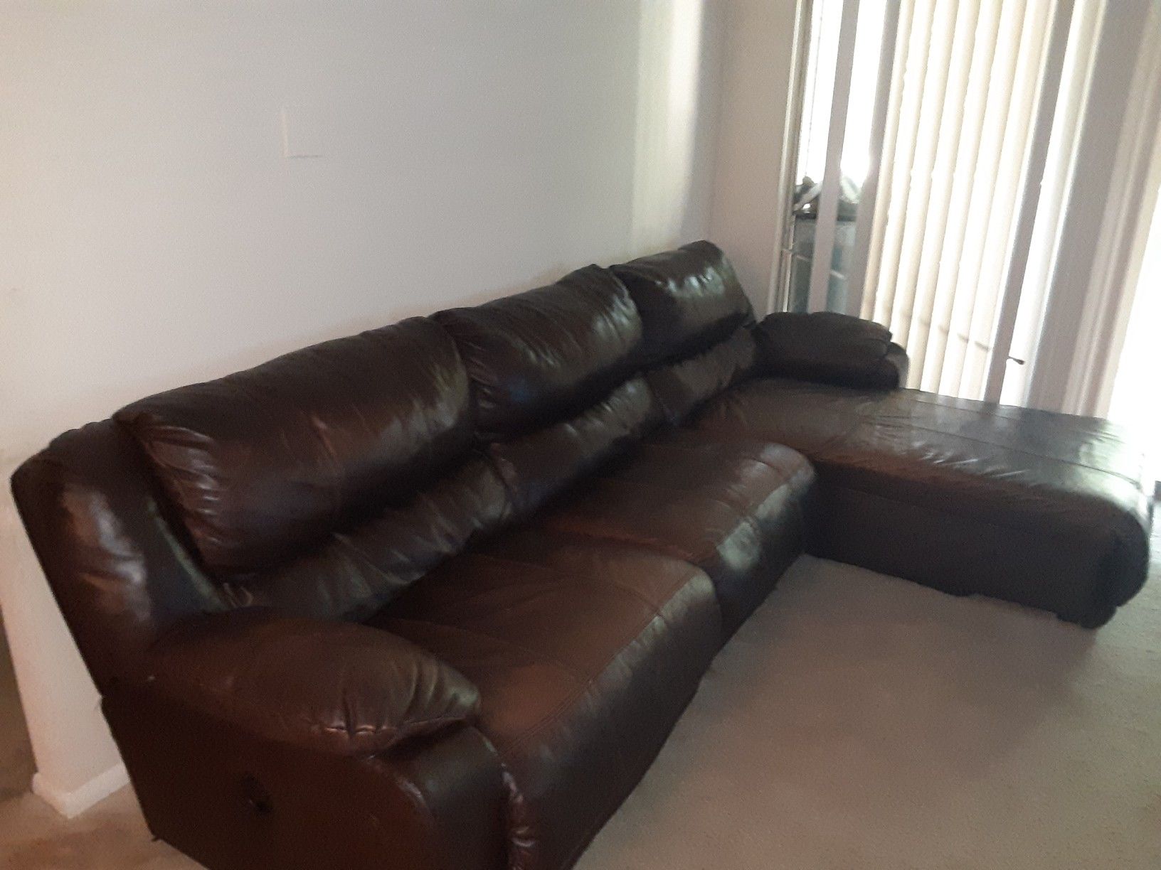 3 piece reclining sectional