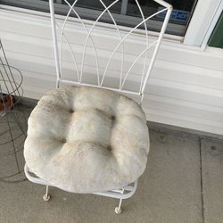 Iron Chairs & Tray table 