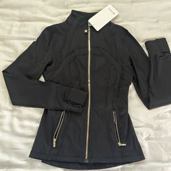 Lululemon Define Jacket, Black/Gold/Gold, Size 2,4