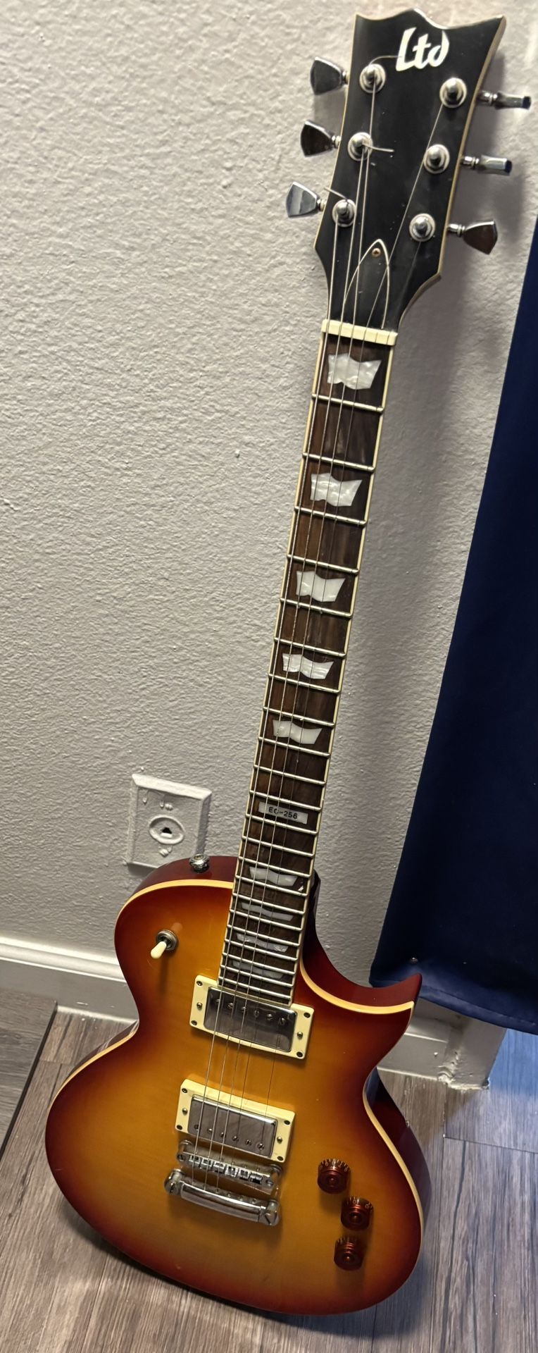 LTD EC-256 Electric Guitar