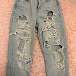 American Eagle Mom Jeans 