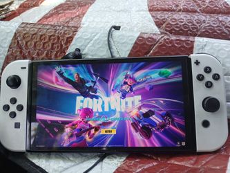 Nintendo Switch Oled 100$