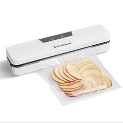 🔥NEW🔥 FoodSaver Everyday Vacuum Sealer with Precut Bags, Spot Clean, White