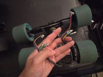 Skateboard hub motors