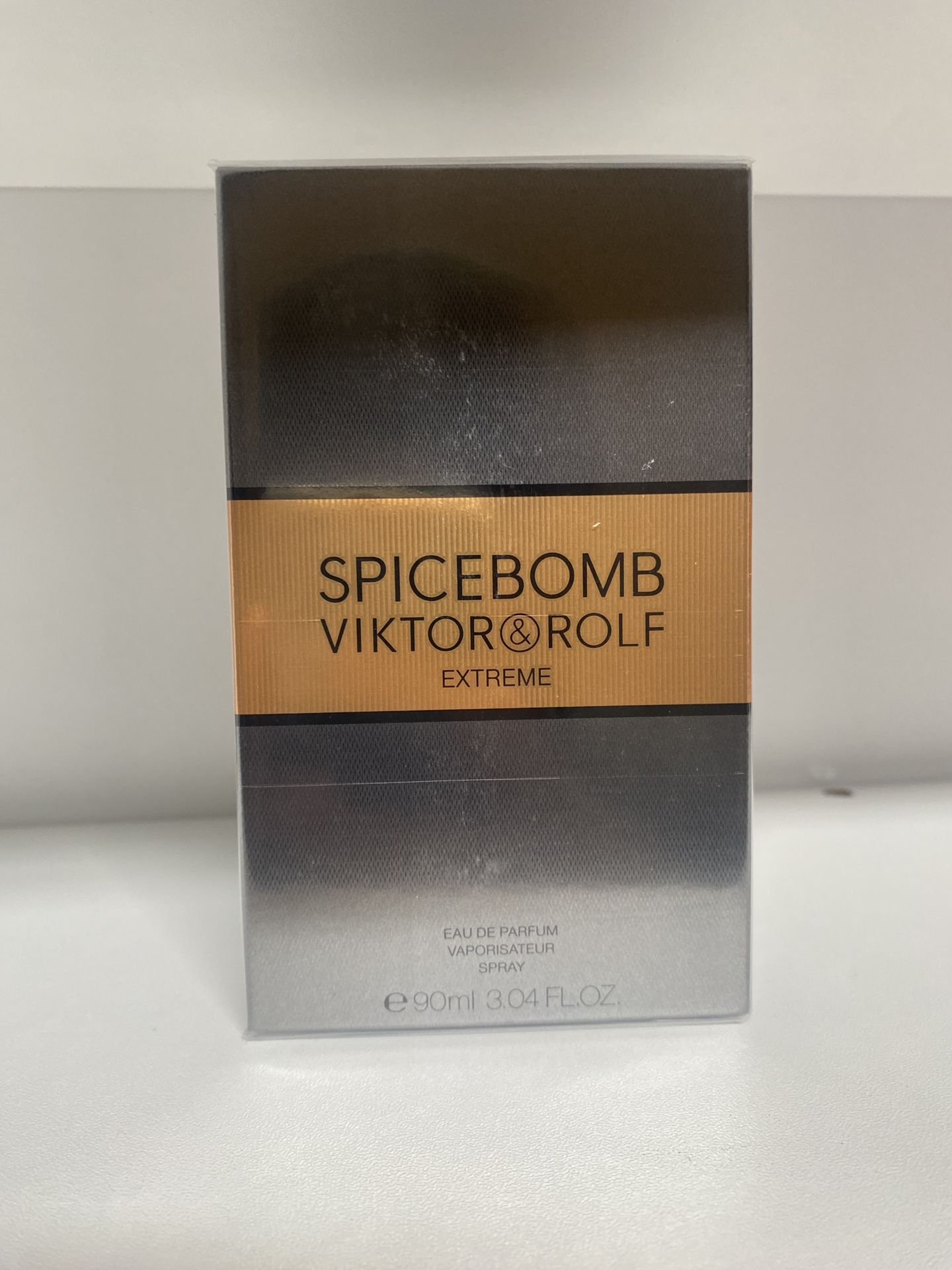 Spice bomb cologne