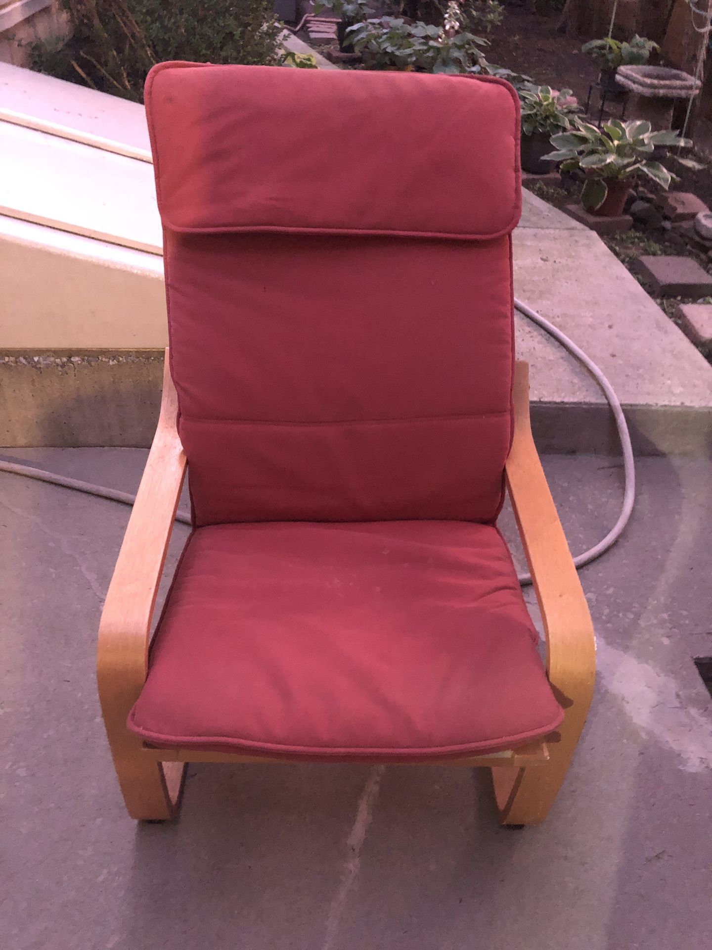 Nice Poang Chair