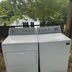 Durable Oldschool Washer dryer
