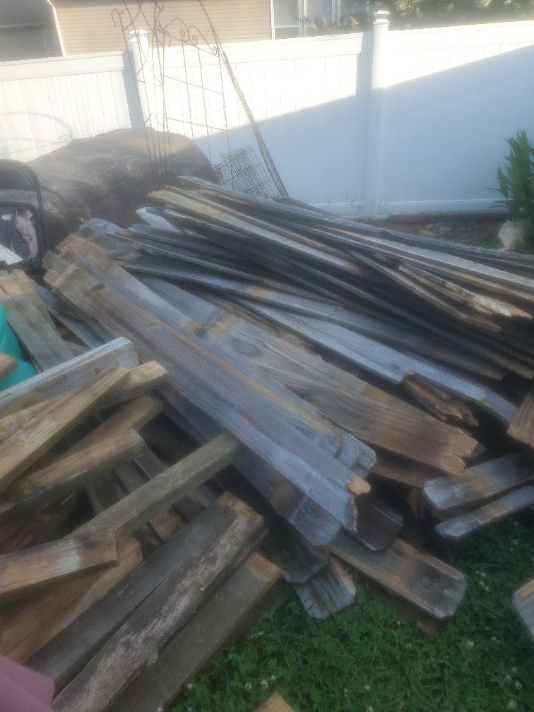 Free Wood