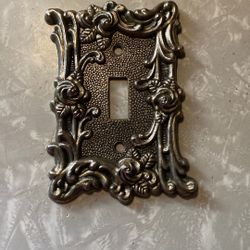 American tack & https://offerup.com/redirect/?o=SG93ZS5Dbw== Light Cover