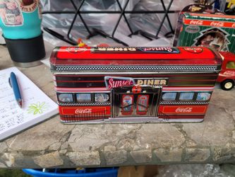 Coca-Cola Sunset Diner Collectible Tin
