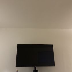 58” Hisense Roku TV