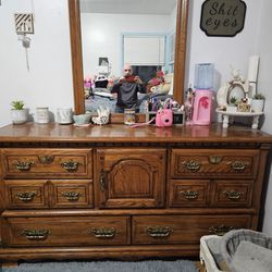 Dresser And Nightstand For Sale