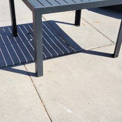 Metal Tables With Umbrella Hole