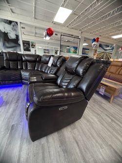 Home Theater Recliner Seat with Built-In Speakers