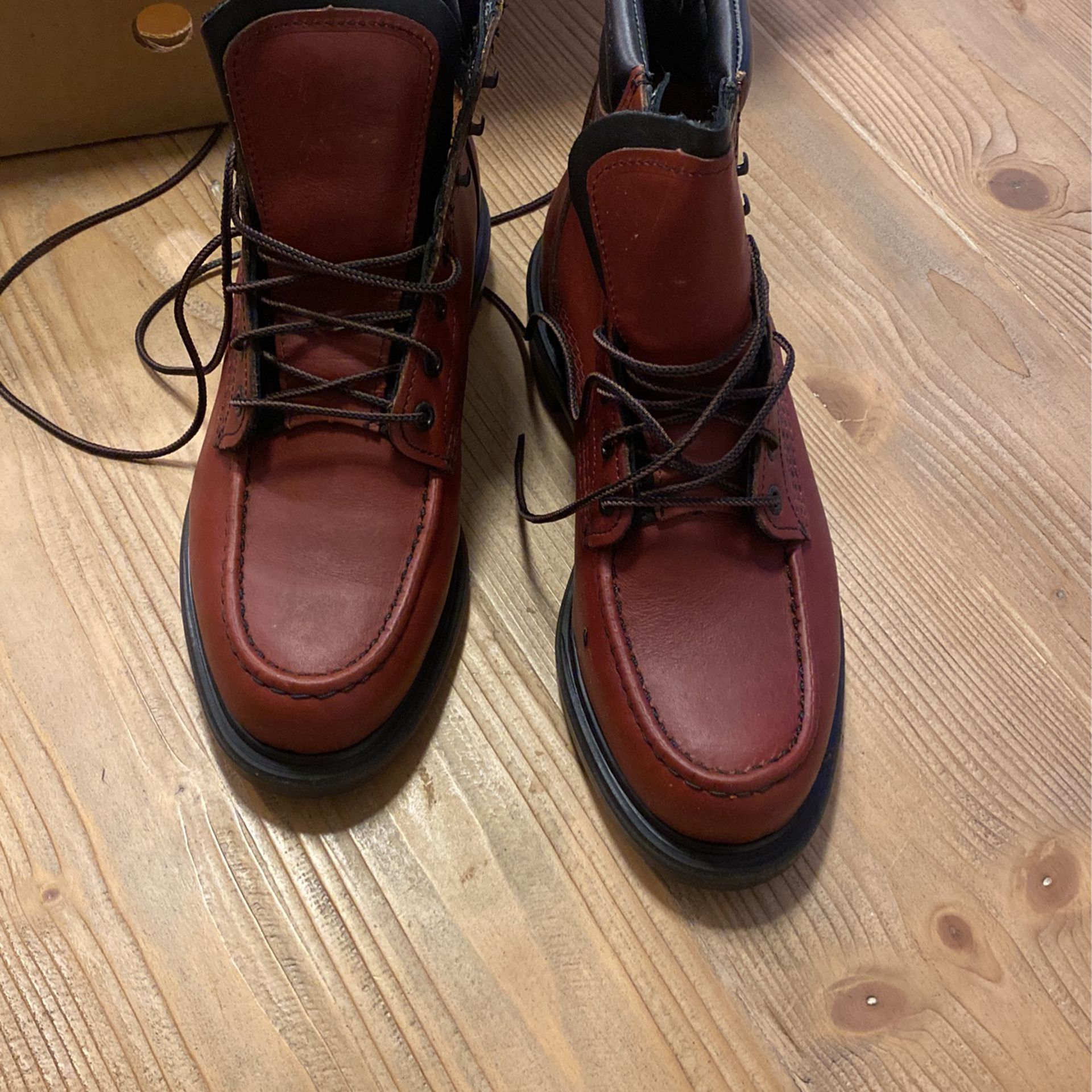 Red Wing Men’s Boots Size 7 1/2 New 