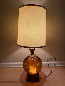 Vintage MCM amber glass 3 way lamp