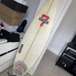 Seven Surfboard 
