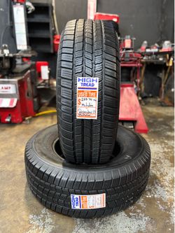 255/70/16 MICHELIN DEFENDER LTX (2 TIRES ONLY USED)