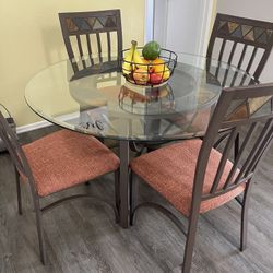Round Glass Dining Table And Chairs 